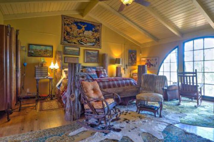 Spacious La Grange Cabin W / Lake Siesta Views! - thumb 1