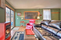 Charming Cottage w / Porch in Johnsburg Township