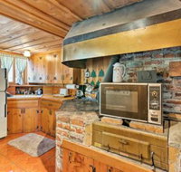 Cozy Choice Wood Cabin 5 Minutes from Shaver Lake - USA Accommodation