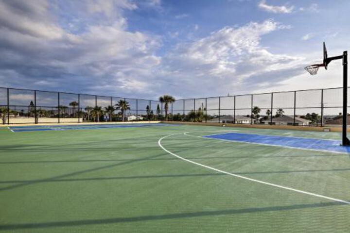 Luxury Daytona Beach Oceanfront Shores Club Condo! - thumb 1