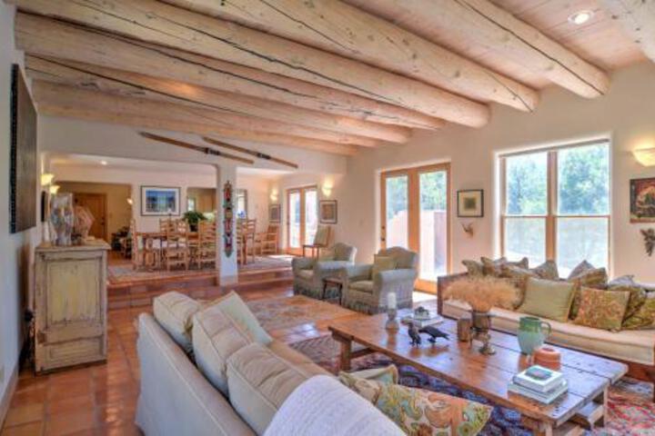 Custom Taos Home On 11 Acres W / Outdoor Fire Pit! - thumb 6