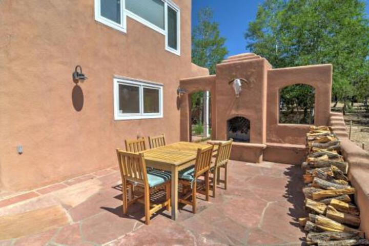 Custom Taos Home On 11 Acres W / Outdoor Fire Pit! - thumb 2