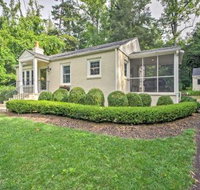 Le Canard Cottage with Porch 10 Mi to Asheville - China Accommodation