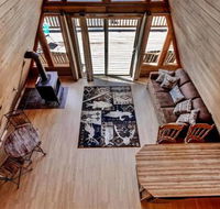 Lovely a Frame Antimony Cabin w / Gorgeous Mtn Views - Students Accommodation