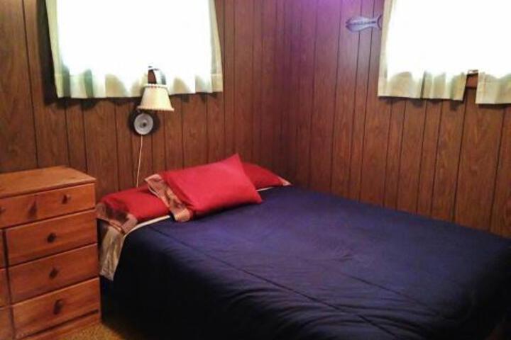 2BR Longville Cabin W / Pristine Lake Views! - thumb 2