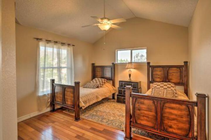 Lavish El Paso Home With Mountain Views Near Golf! - thumb 4