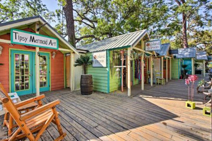 Clean Tybee Island Condo 100 Yards From Beach! - thumb 0