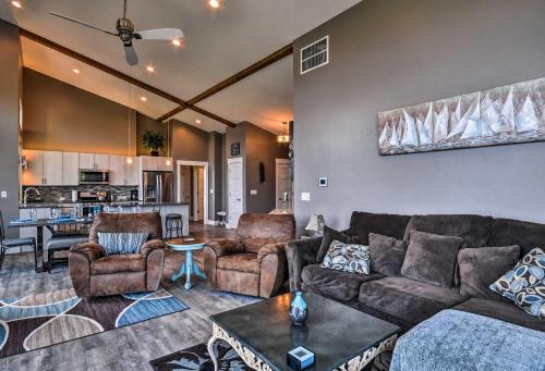 NEW! Gorge Retreat Carson Home W / Stunning Views! - thumb 0