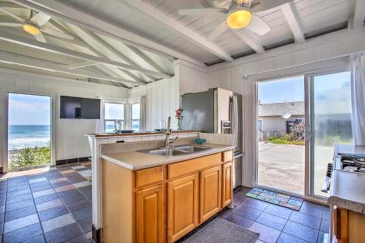 Beachfront Studio Cottage Walk To Oceanside Pier! - thumb 6