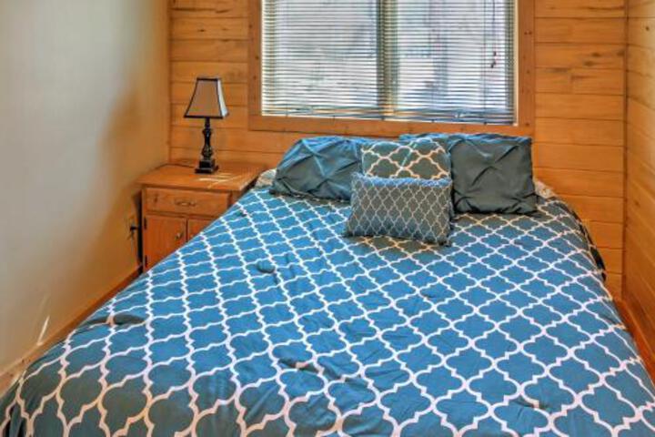 Crosslake House W / Private Boat Landing & Deck! - thumb 4