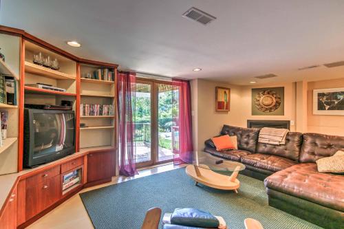 Harpers Ferry Apt. W / Pool Hot Tub & Tiki Bar! - thumb 2