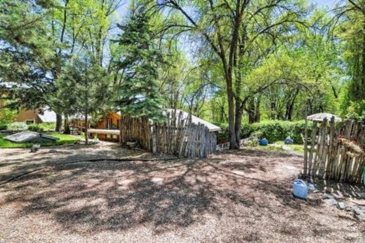Private & Charming Santa Fe Studio Cabin W / Patio! - thumb 6