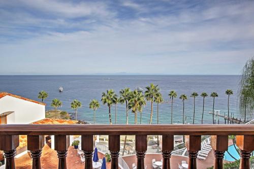 Quiet Avalon Townhome Villa W / Ocean View & Balcony - thumb 0