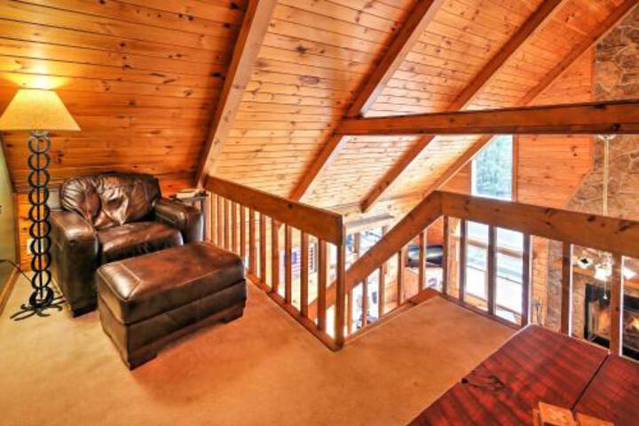 2 Acre Blue Ridge Home W / Fireplace Hammock & Deck - thumb 3