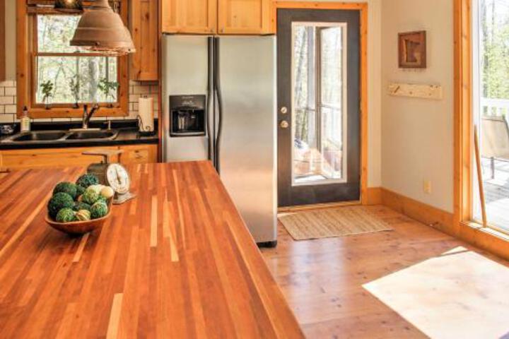 Crosslake Home On Pine Lake W / Deck & Fire Pit! - thumb 1