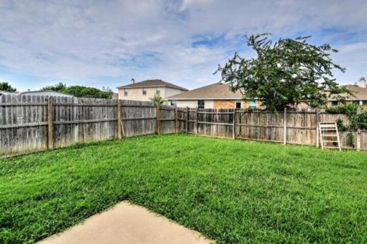 Fort Worth Home Near Downtown & Convention Center - thumb 0
