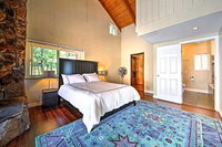 Running Springs Cabin on 1 / 2 Acre w / Deck  Mtn Views