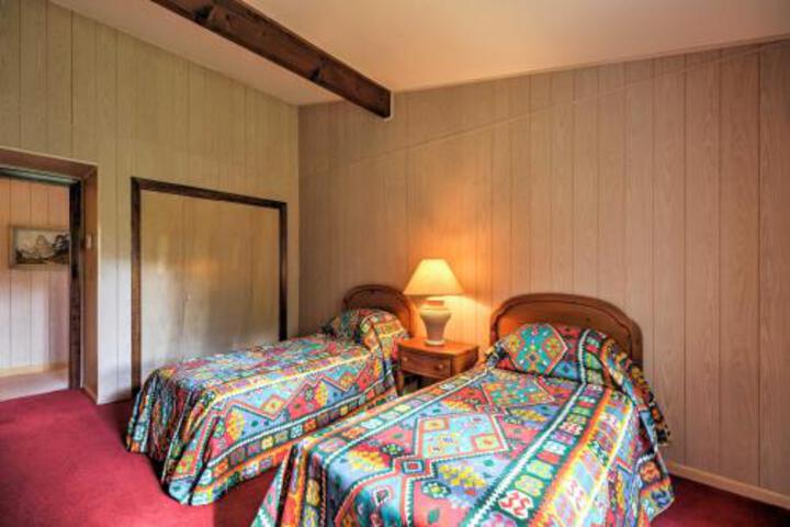 Home W / Sauna Mins To Pico & Killington Mtns! - thumb 0