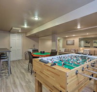 Old Town Arvada Family Home with Deck  Game Room - Hotels Santiago