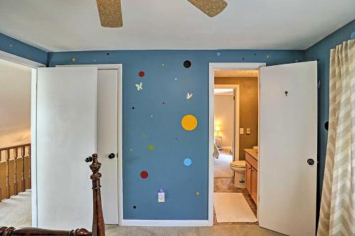 Home Near Owasco Lake W / Grill Fire Pit & 3 Kayaks! - thumb 5