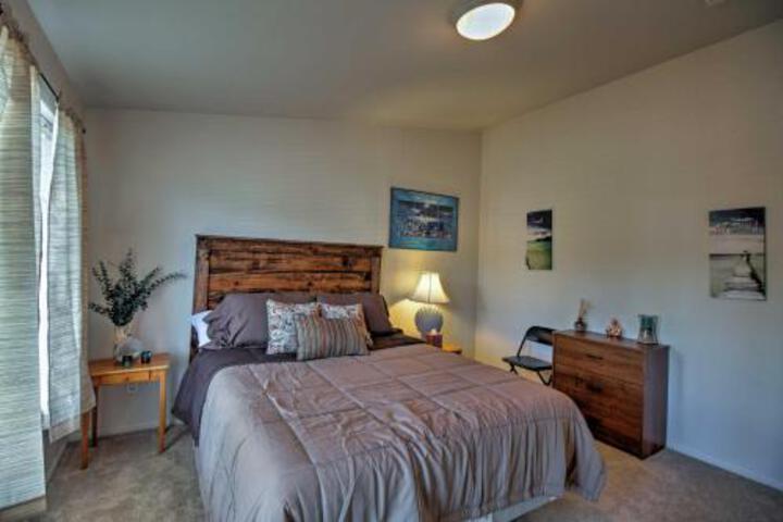 Cozy Clearlake Oaks Home W / Game Room Dock & Deck! - thumb 4