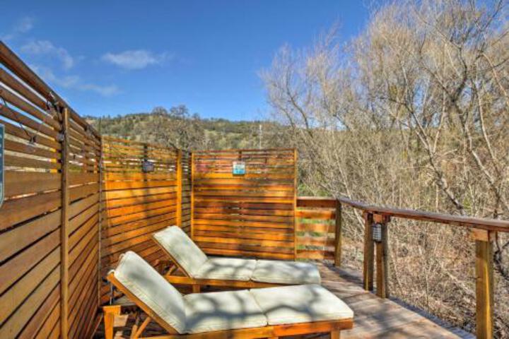 Cozy Clearlake Oaks Home W / Game Room Dock & Deck! - thumb 2