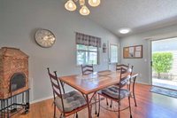 Updated Florida Home w / Unlimited Golf  Pools