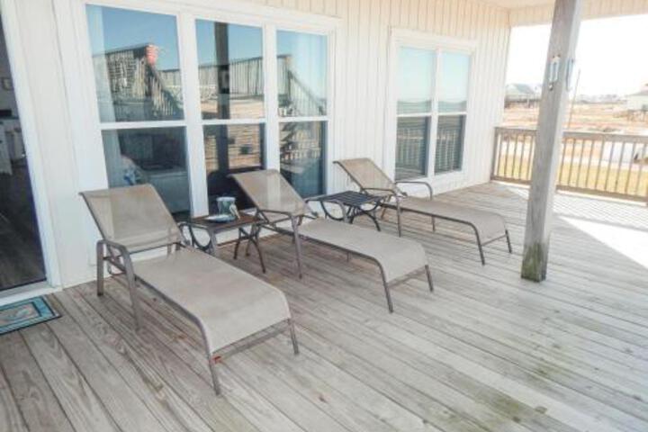 042 North Shore Home - thumb 6