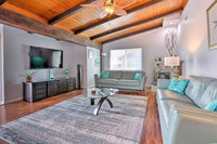 Canalfront Bayou Vista Home w / Pool Access  Deck