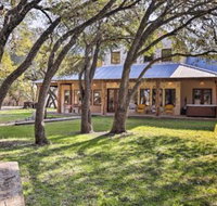 Riverfront Home w / Shaded Porch+HotTub by DT Blanco - China Accommodation