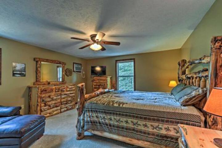 3 Story Lake Harmony Resort Chalet Fire Pit & Deck - thumb 5