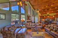 AZ Rim Retreat in Pine w / Deck Hot Tub  Views