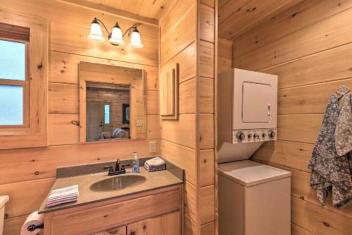 Cozy Log Cabin 1.8 Miles To Downtown Evergreen! - thumb 4