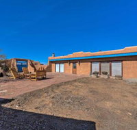 Adobe Home in Taos Area w / Mtn View  Courtyard - Tourism Bookings