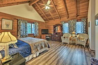 Wintergreen Home w / Deck Near Skiing  Hiking