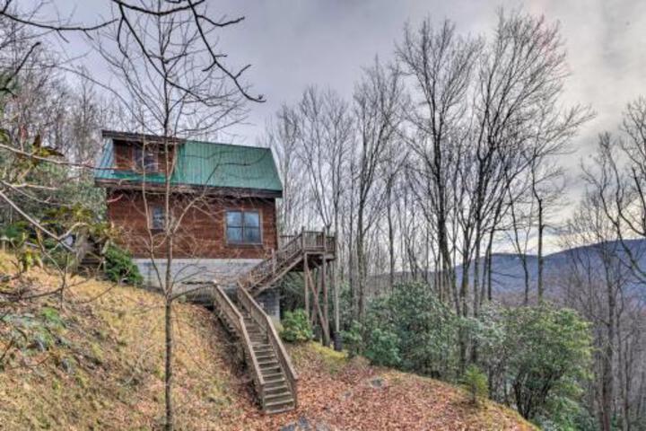 Beech Mountain Cabin W / 180Â° Views Near Hiking! - thumb 1