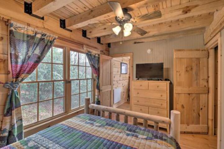 Beech Mountain Cabin W / 180Â° Views Near Hiking! - thumb 6