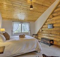 KepiKana Lodge w / Decks in Pike Natl Forest - Tourism Bookings