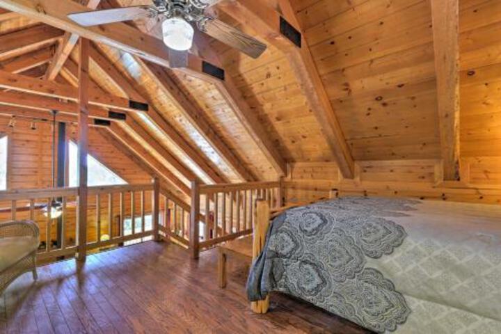 Charming Rustic Cabin In The Pines W / Deck & Views! - thumb 4