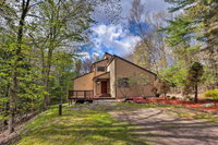 Modern Home w / Deck 5 Minutes to Windham Resort