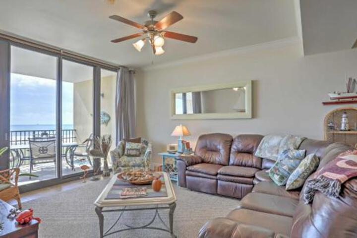 Beachfront 2BR Dauphin Island Condo W / Amenities & Views!