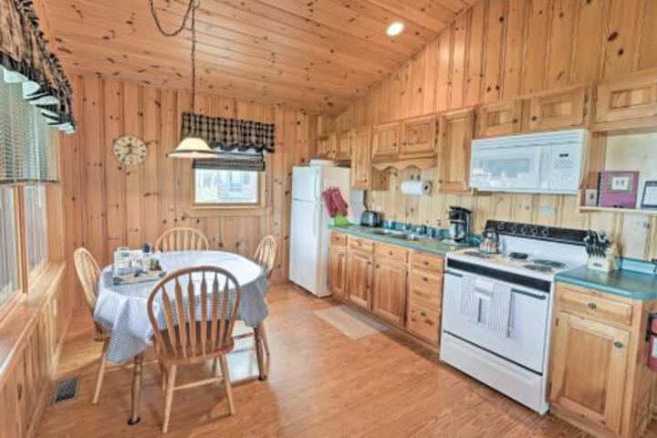 Rustic Rangeley Cabin On Lake W / Porch & Mtn Views! - thumb 5