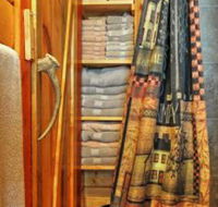 Cozy Antimony Cabin w / Fire Pit  Stunning Views - Students Accommodation