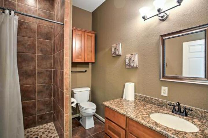 Modern Marshall Home Close To Lakes & Casinos - thumb 1