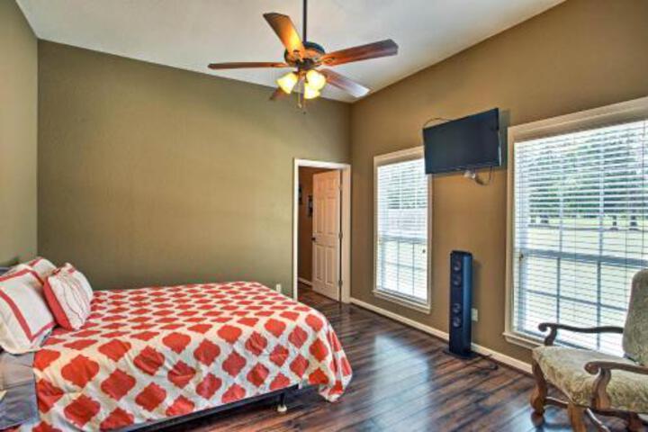 Modern Marshall Home Close To Lakes & Casinos - thumb 2