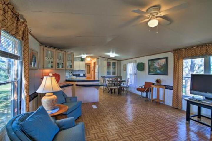 Quiet Utopia Cabin W / Deck & Walking Trails! - thumb 1