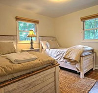 House in New Buffalo w / Hot Tub  Large Yard - Tourism Bookings