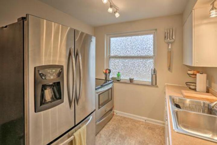 Brownstone Cincinnati Apt 10 Mi To Downtown - thumb 4