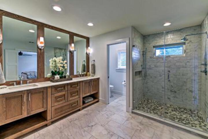 College Station Home Walk To Texas A & M! - thumb 3