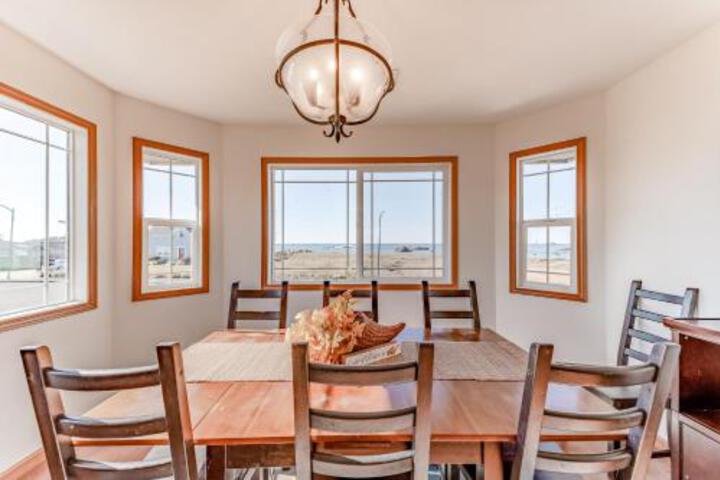 Crescent City Beach House - thumb 6